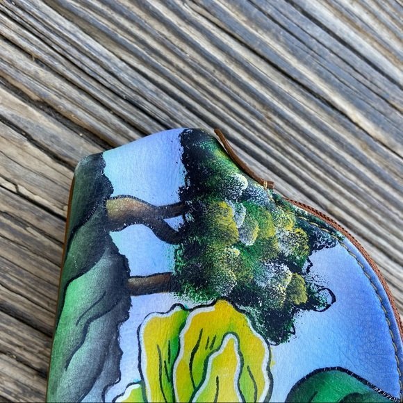 Designed in New York by Sharif Leather Floral Nature Scene Makeup Wristlet Bag - Picture 7 of 11